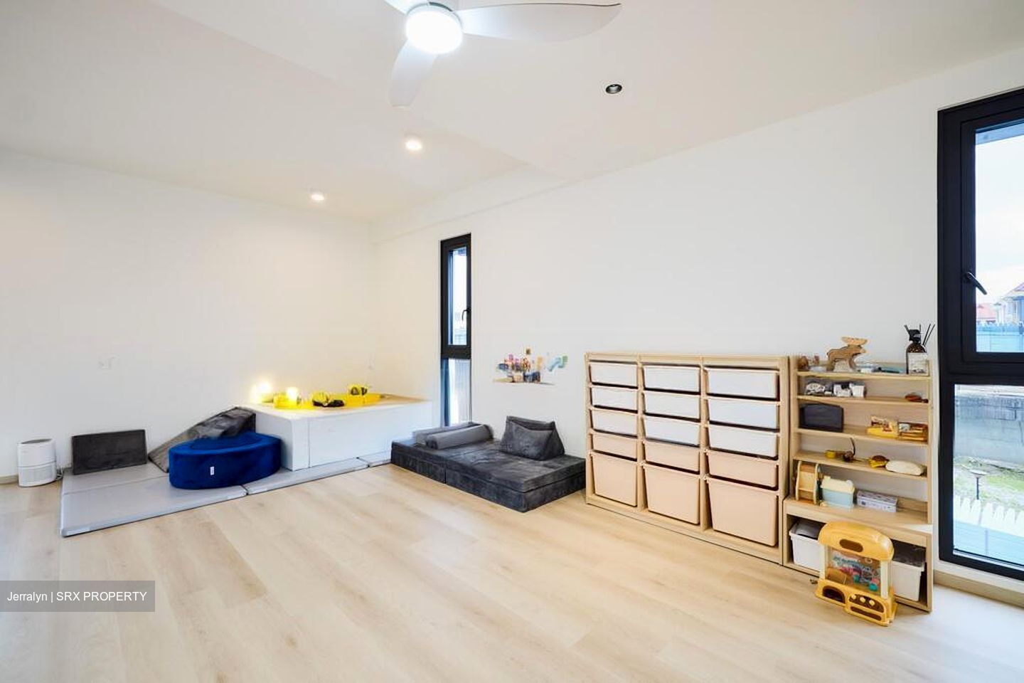 Sunbird Park (D16), Terrace #519764721